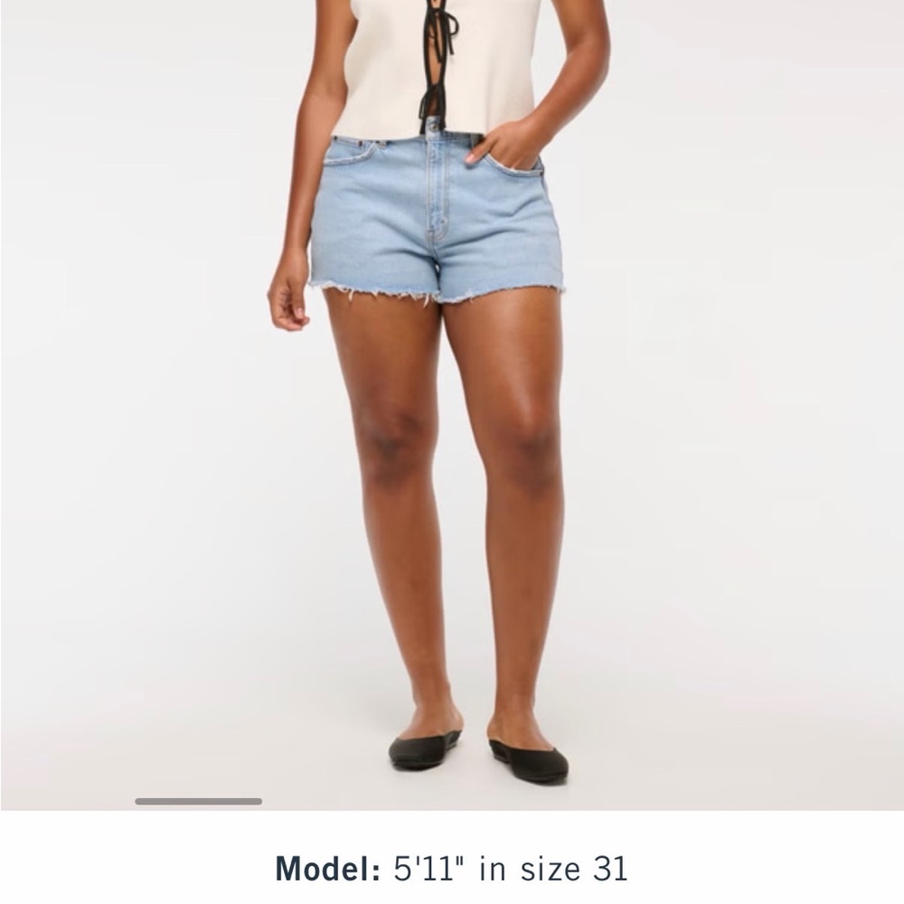 Curve Love High Rise Mom Short